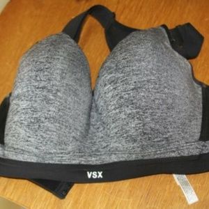 Victoria Secret VSX Sports Bra 34DD Yoga Pilates